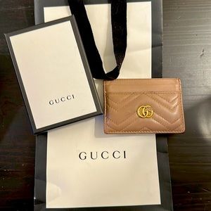 Gucci Marmont Card Case in Dusty Pink Leather